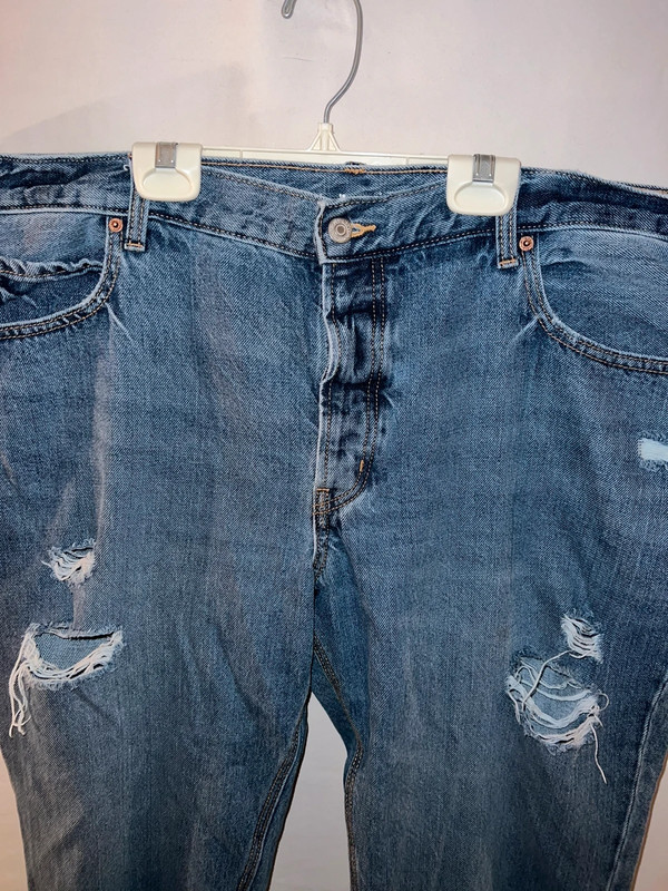 Ladies sz 18 Old Navy Slouchy Taper ripped denim jeans 4