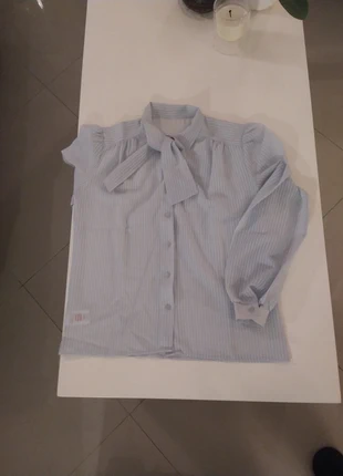 Chemisier bleu ciel transparent , brand: St Michael, condition: Very good, size: L / 40 / 12, €14.00, €15.40 includes Buyer Protection