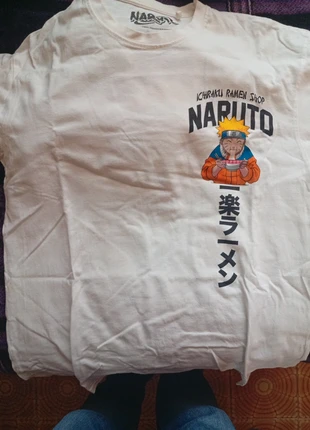 maglietta Naruto ichiraku ramen shop edizione limitata taglia L, brand: Naruto, condizioni: Ottime, taglia: XS, €9.99, €11.19 include la Protezione acquisti
