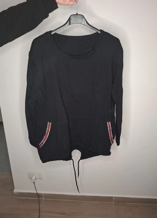 Magliettone nero, marke: Blu Royal, zustand: Sehr gut, größe: M / 38 / 10, 1,50 €, 2,28 € inklusive Vinted-Käuferschutz