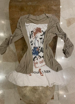 Baby Doll T-shirt Dress 2000 Y2K + Cardigan – Robe T-shirt – Vestido Camiseta – T-Shirt Kleid, marque: Vintage Love, état: Très bon état, taille: S / 36 / 8, 5,99 €, 6,99 € Protection acheteurs incluse