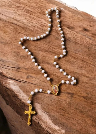 Collier chaine Pendentif blanc Croix Religieuse Chretien catholique Chapelet (3), marke: Chapelet, zustand: Neu, mit Etikett, 7,97 €, 9,07 € inklusive Vinted-Käuferschutz