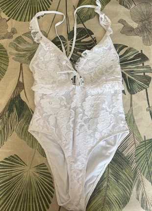 Maillot de bain une pièce dentelle, brand: Boohoo, condition: New without tags, size: M / 38 / 10, €15.00, €16.45 includes Buyer Protection