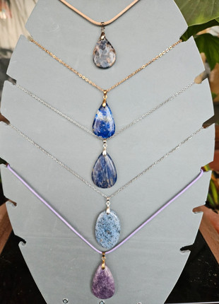 Collier en pierre naturelle, marque: Zazoocaillouxbijoux, état: Neuf sans étiquette, 22,00 €, 23,80 € Protection acheteurs incluse