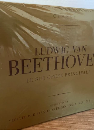 CD   Coffret 3 cd Beethoven, estado: Nuevo con etiquetas, 1,00 €, 1,75 € Protección al comprador incluida