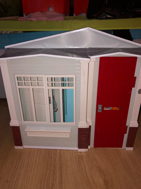 Maison barbie transportable - Vinted