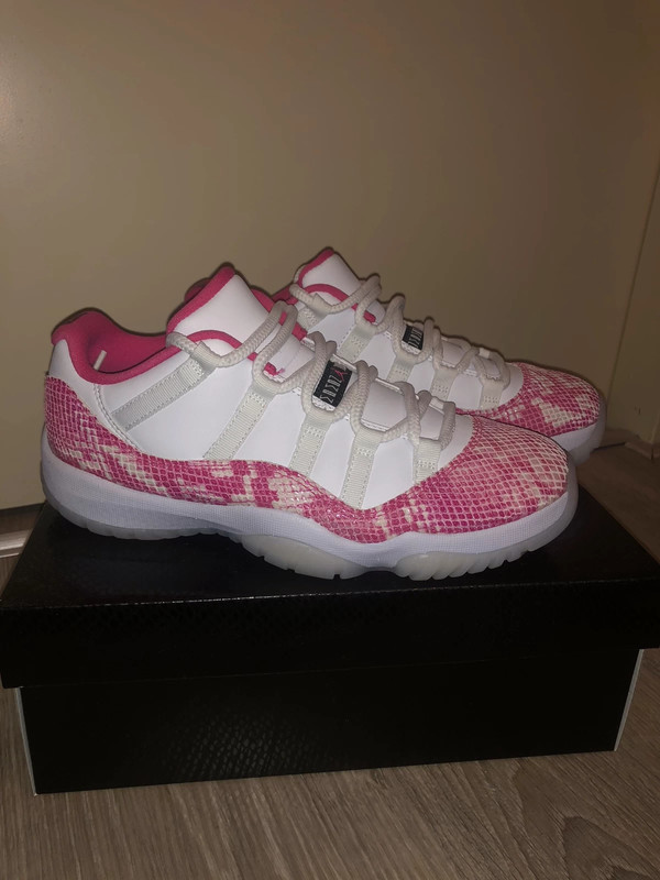 Jordan 11 hotsell low watermelon