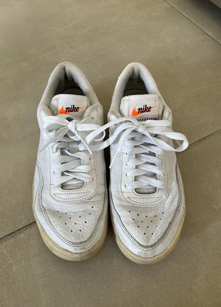 Nike court junior, merk: Nike, staat: Veelgebruikt, maat: 37.5, € 15,00, € 16,45 inclusief Kopersbescherming