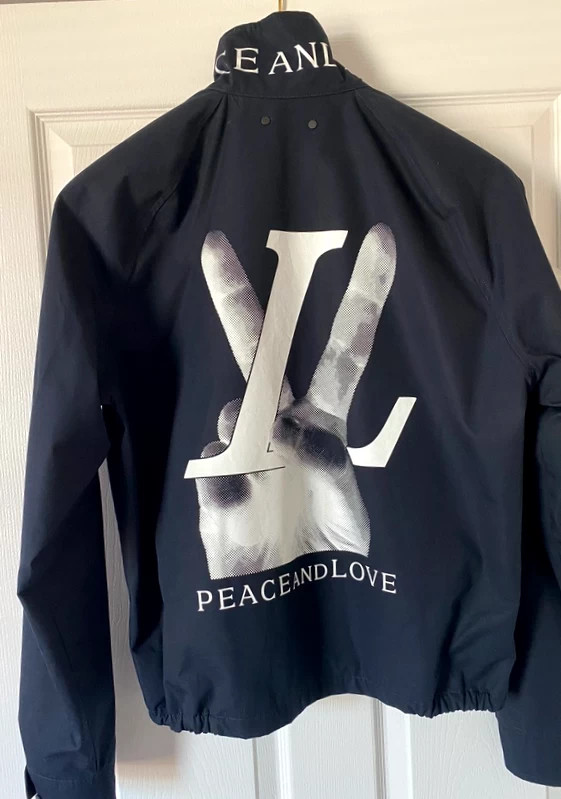 Louis Vuitton Peace & Love Hand Grafisch Navy - Vinted