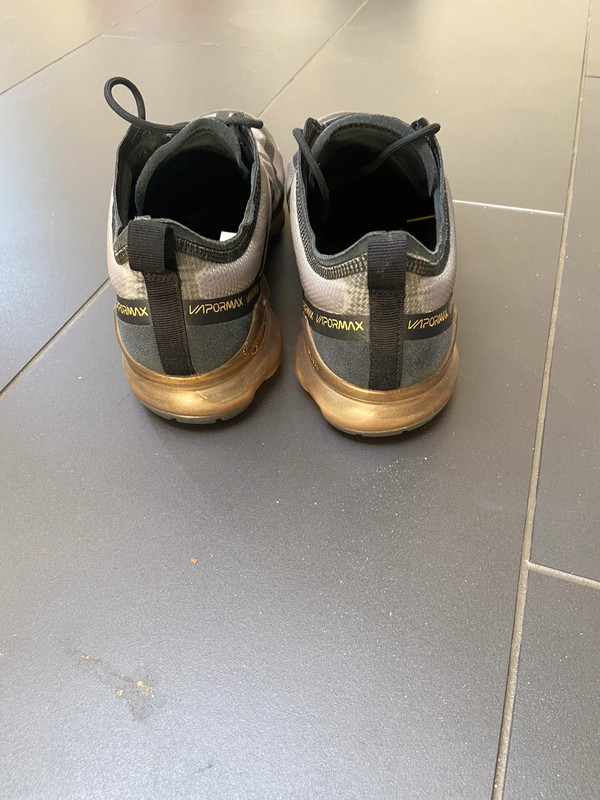 Men s Nike Air VaporMax 2019 Black Gold UK 11 Vinted