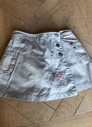 Jupe-short Hello Kitty , brand: Hello Kitty, condition: Very good, size: 4 years / 104 cm, €1.50, €2.28 includes Buyer Protection