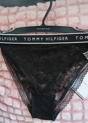 Culotte dentelle, merk: Tommy Hilfiger, staat: Nieuw met prijskaartje, maat: S / 36 / 8, € 7,50, € 8,58 inclusief Kopersbescherming