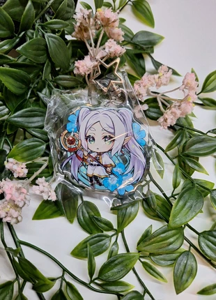 Frieren glitter epoxy charm, marca: kiraYukishiro, estado: Muy bueno, 8,00 €, 9,10 € Protección al comprador incluida