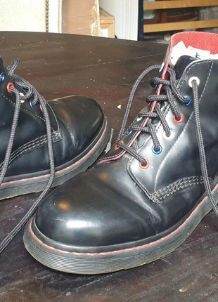 Dr. Martens 13844 8 UK 42 EU brogue Vinted