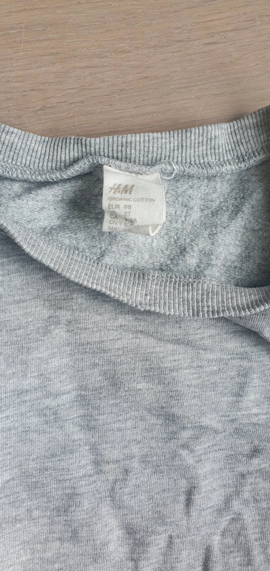 H&M sweater maat 98 2