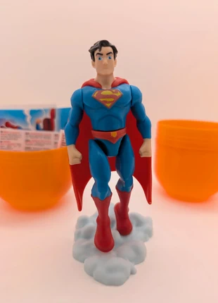 Figurine superman DC comics, merk: Superman, staat: Nieuw met prijskaartje, maat: Universeel, € 5,00, € 5,95 inclusief Kopersbescherming