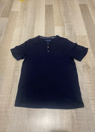 T-shirt, merk: Skate Nation, staat: Heel goed, maat: 12 jaar / 152 cm, € 5,00, € 5,95 inclusief Kopersbescherming