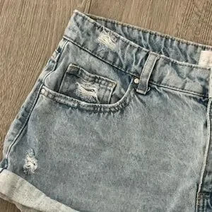 Cotton On Light Blue Distressed Denim Jean Shorts 4