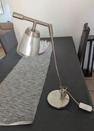 Lampe Aluminor, merk: Aluminor, staat: Heel goed, € 20,00, € 21,70 inclusief Kopersbescherming