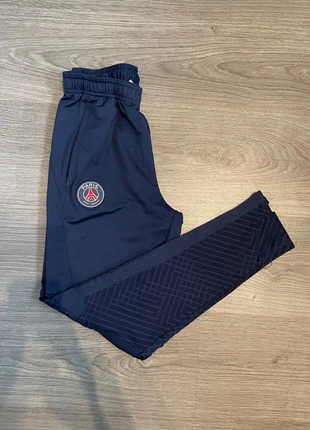 Jogging Nike psg, merk: Nike, staat: Heel goed, maat: XS, € 30,00, € 32,20 inclusief Kopersbescherming