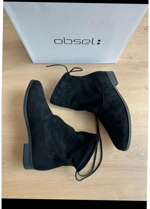 Bottines chaussures pour femmes,semelle plate en daim noir obsel taille 37 neuves, marca: Alesya, estado: Nuevo sin etiquetas, tamaño: 37, 22,00 €, 23,80 € Protección al comprador incluida