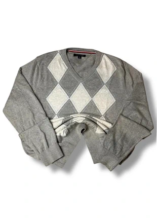 Pull Tommy Hilfiger Col V | Taille XL - Motif Losanges Gris & Blanc - Style Preppy Chic, brand: Tommy Hilfiger, condition: Very good, size: XL, €24.50, €26.43 includes Buyer Protection