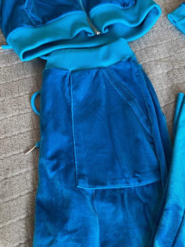 Blue Velvet Sweat Suit 3