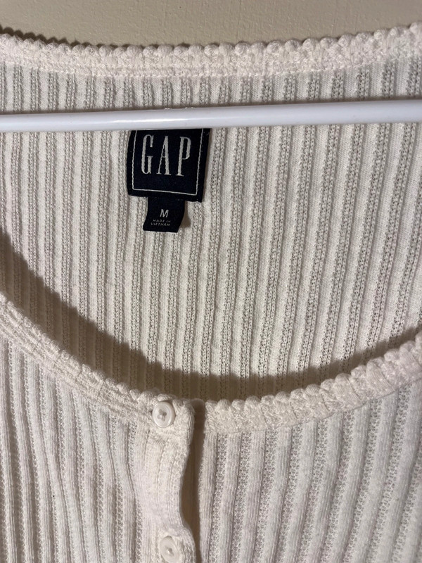 Cream Vintage gap long sleeve 3