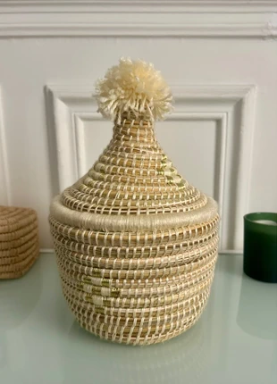 Boîte en raphia et laine - faite main à Marrakech, marca: Souks & sables, estado: Nuevo sin etiquetas, 25,00 €, 26,95 € Protección al comprador incluida