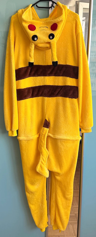 Onesie kigurumi piżama pidżama kombinezon Pikachu rozmiar L 4