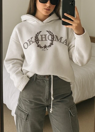 Felpa bianca con cappuccio stile vintage college comfy & cool, marca: Piazza Italia, estado: Muito bom, tamanho: S / 36 / 8, €10.99, €12.24 inclui Proteção do Comprador