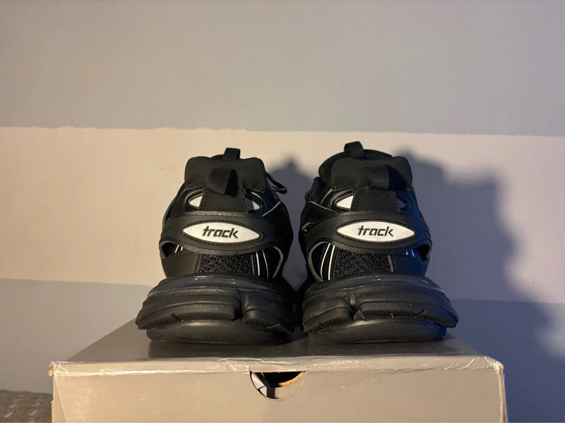 Balenciaga track Size 46