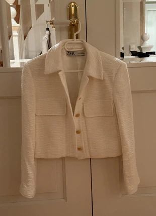 tweedblazer  mit goldenen Knöpfen, brand: Zara, condizioni: Ottime, taglia: XS / IT 38 / EU 34, €25.00, €26.95 include la Protezione acquisti
