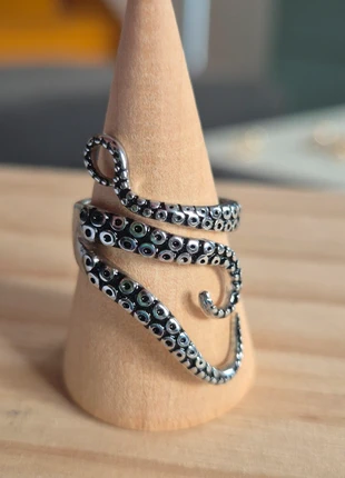 Bague acier inoxydable ajustable, marque: Boutique Bohéme, état: Très bon état, taille: Ajustable, 10,00 €, 11,20 € Protection acheteurs (Pro) incluse