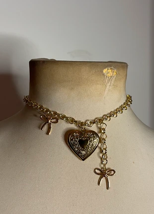 Coquette core goldy heart & bow chocker**, marque: H a n d m 4 d 3, état: Très bon état, 22,00 €, 23,80 € Protection acheteurs incluse