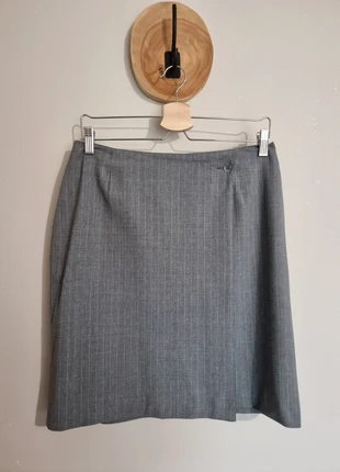 Caractère luxe made in Italy : jupe portefeuille grise rayures laine vierge froide lana vergine, brand: Caractère, condition: Very good, size: L / 40 / 12, €39.00, €41.65 includes Buyer Protection Pro