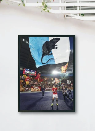 Poster con cornice - Mancini As Roma, marke: AS Roma, zustand: Sehr gut, 14,90 €, 16,35 € inklusive Vinted-Käuferschutz