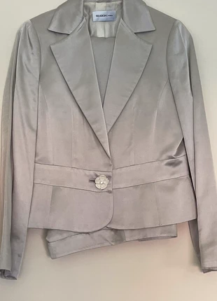 Fato acetinado chique, brand: Season, condizioni: Ottime, taglia: L / IT 44 / EU 40, €10.00, €11.20 include la Protezione acquisti