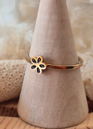 Bague acier inoxydable ajustable, marque: Boutique Bohéme, état: Très bon état, taille: Ajustable, 8,00 €, 9,10 € Protection acheteurs (Pro) incluse