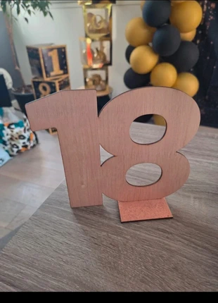 Carte Anniversaire 18 ans en bois, staat: Nieuw zonder prijskaartje, € 2,50, € 3,33 inclusief Kopersbescherming