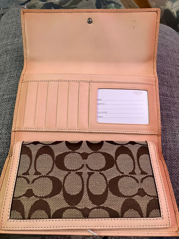 Coach wallet with checkbook hotsell