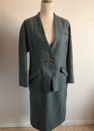Tailleur laine bleu gris vintage, marque: Vintage, état: Très bon état, taille: M / 38 / 10, 8,00 €, 9,10 € Protection acheteurs incluse