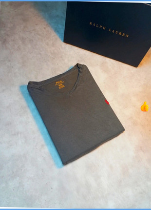 T-shirt Tee shirt Ralph Lauren gris logo brodé rouge pour homme taille M, marque: Ralph Lauren, état: Très bon état, taille: M, 24,00 €, 25,90 € Protection acheteurs (Pro) incluse