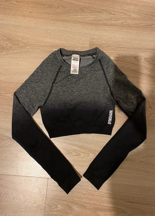 Brassière / Crop top manches longues gymshark, marca: Gymshark, estado: Muy bueno, tamaño: 85B, 17,00 €, 18,55 € Protección al comprador incluida