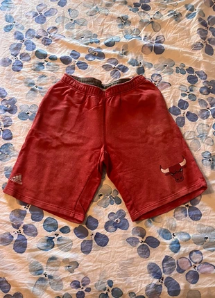 Pantaloncino • estivo, marke: NBA, zustand: Gut, größe: M, 1,00 €, 1,75 € inklusive Vinted-Käuferschutz