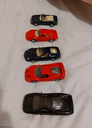 Spell speelgoed autos, merk: Shell, staat: Heel goed, maat: Universeel, € 7,50, € 8,58 inclusief Kopersbescherming