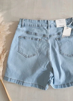 Short en jean taille 38, marque: Mere et Fille, état: Neuf avec étiquette, taille: M / 38 / 10, 15,00 €, 16,45 € Protection acheteurs (Pro) incluse