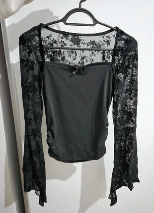 Haut en dentelle gothique, marke: Boutique indépendante, zustand: Neu, größe: S / 36 / 8, 20,00 €, 21,70 € inklusive Vinted-Käuferschutz