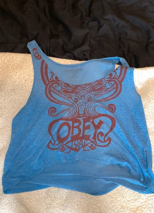 T-shirt vintage obey , marque: Obey, état: Très bon état, taille: XS / 34 / 6, 6,50 €, 7,53 € Protection acheteurs incluse