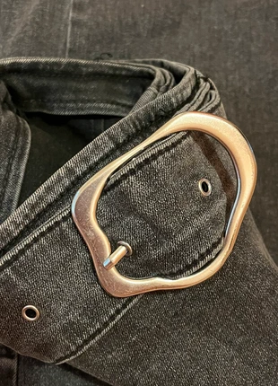 Falda tejana negra, marke: Stradivarius, zustand: Sehr gut, größe: 95, 10,00 €, 11,20 € inklusive Vinted-Käuferschutz